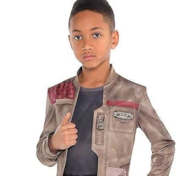 BRAND NEW boy Star Wars finn halloween costume size M 8-10 - Picture 2 of 5